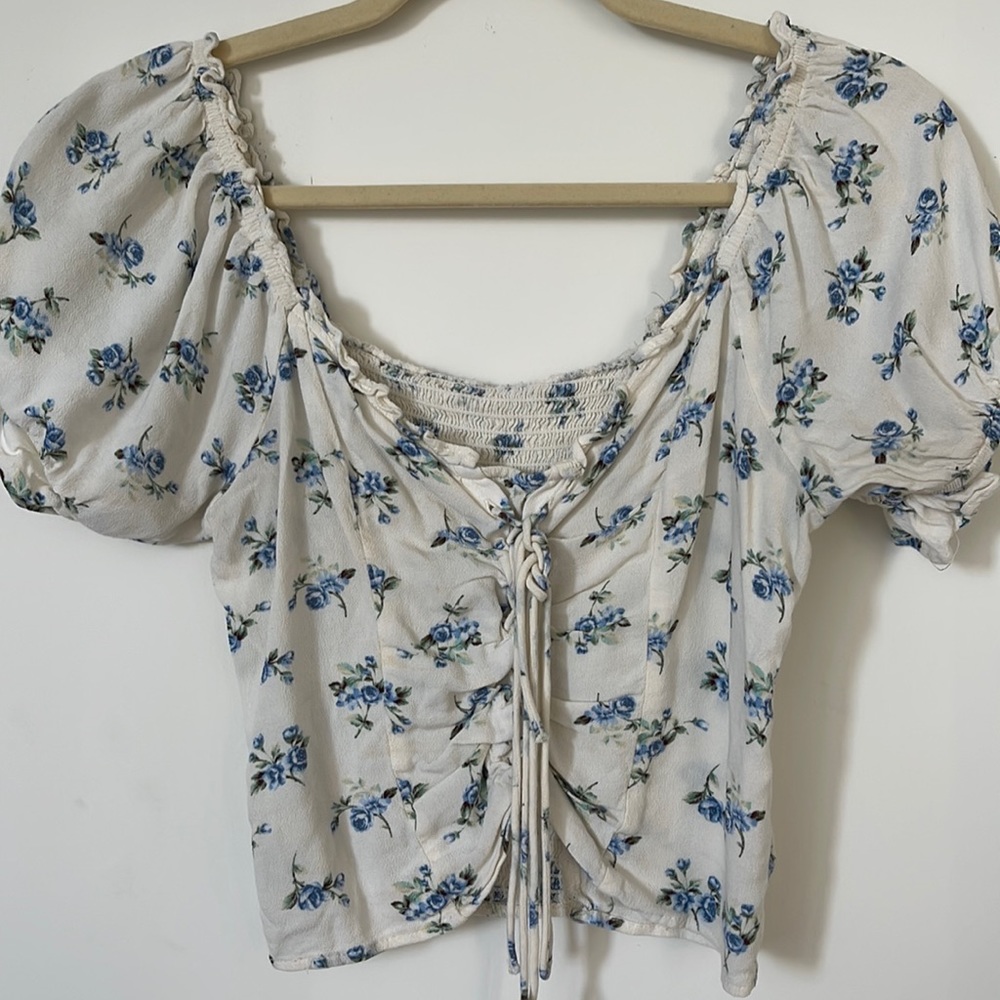 Floral blouse puff sleeve blouse